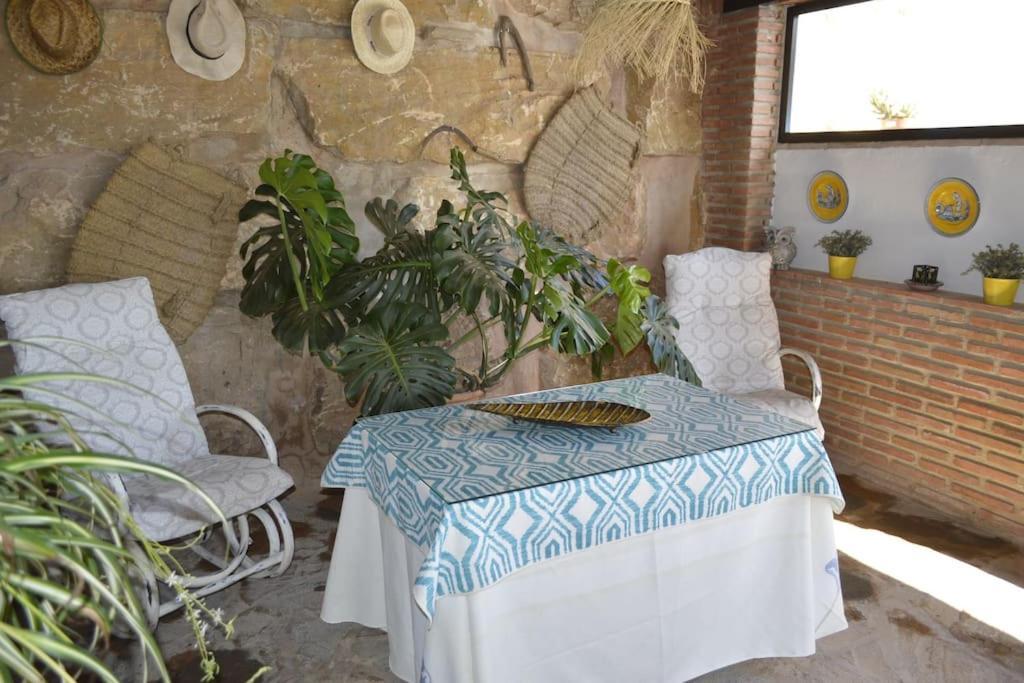 Fantastic Private Villa With Pool Near Ardales And Caminito Del Rey Luaran gambar