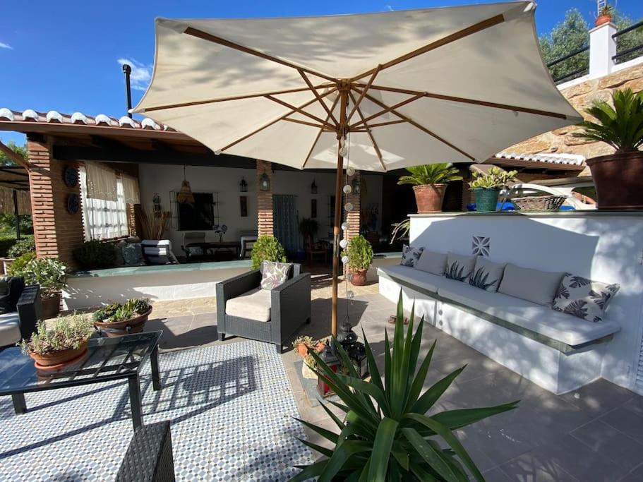 Fantastic Private Villa With Pool Near Ardales And Caminito Del Rey Luaran gambar