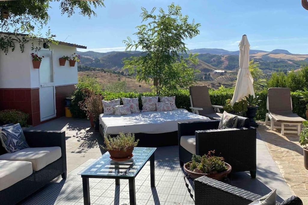 Fantastic Private Villa With Pool Near Ardales And Caminito Del Rey Luaran gambar